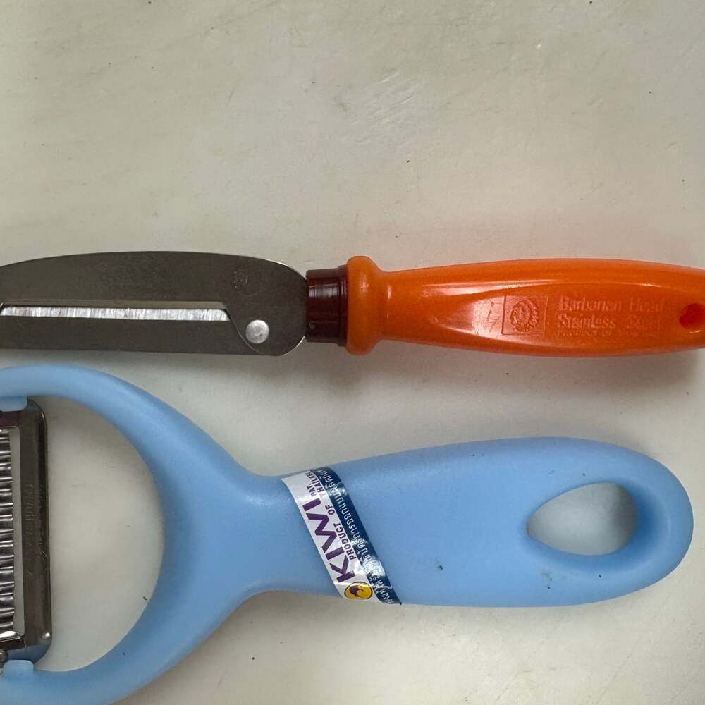 Lot of 2: Thai KIWI Pro Slice Peeler & Papaya Salad Knife Stainless Steel